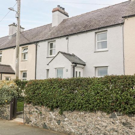 3 Green Terrace Gaerwen Exterior photo
